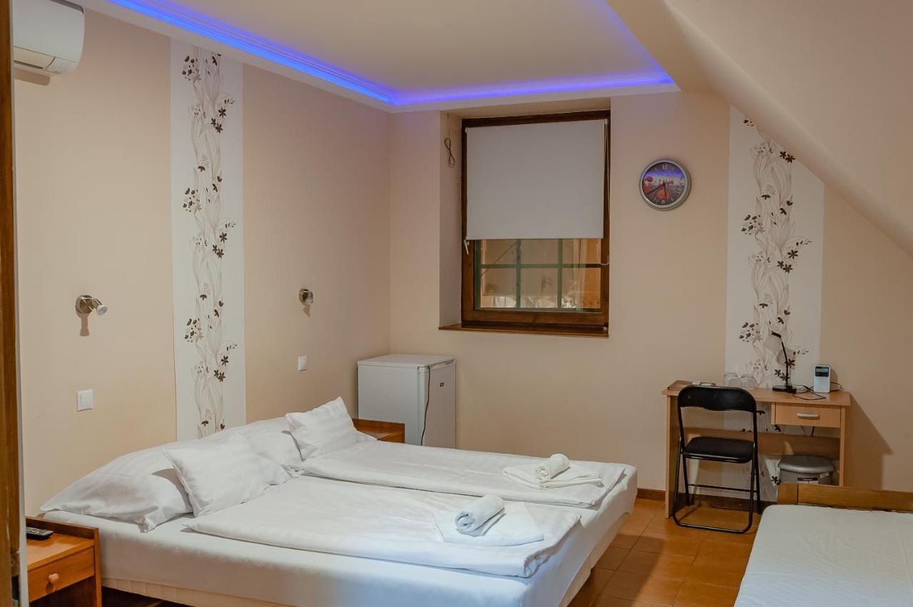 Bastya Hotel Mako Ngoại thất bức ảnh